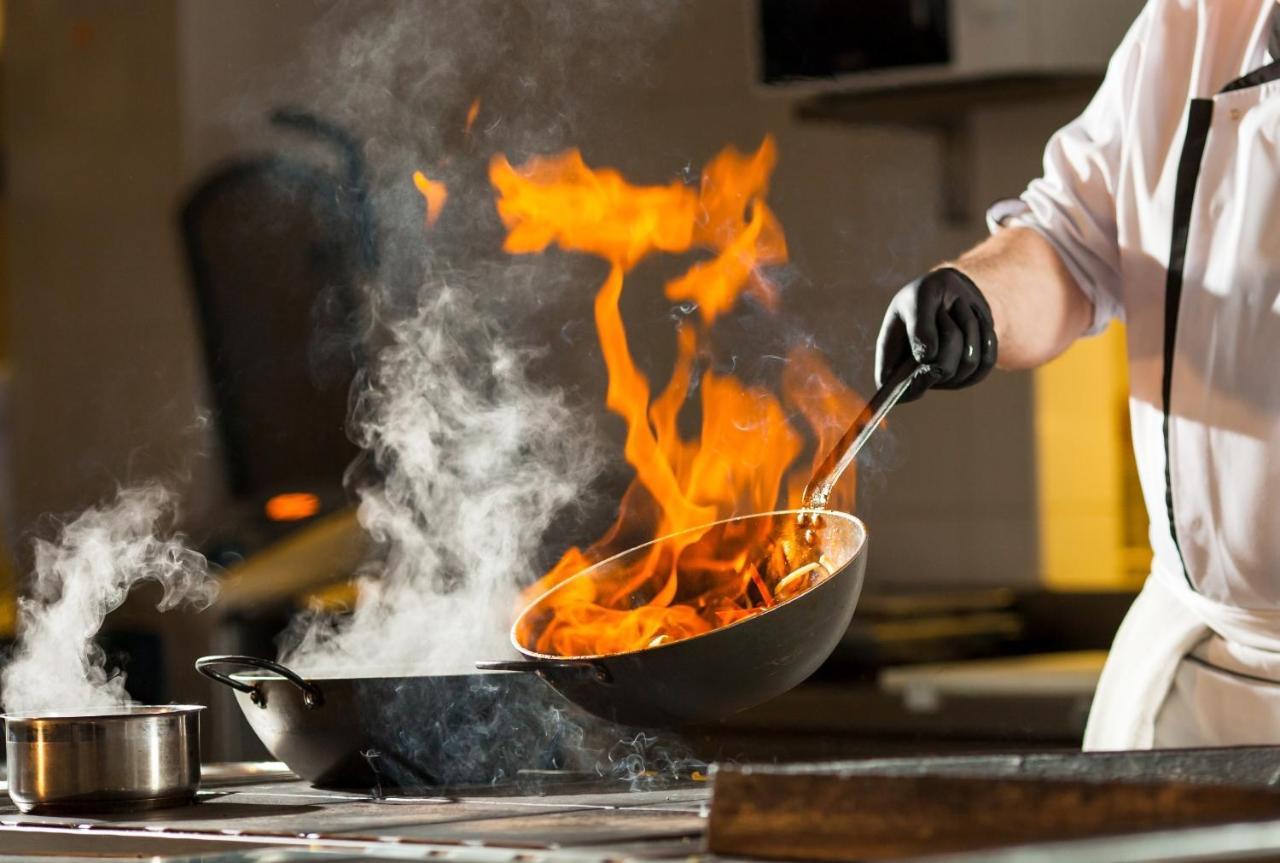 Hotel Elefantino Grey - Free Breakfast & Brunch Until 13-00 - Vicinissimi A Mirabilandia Milano Marittima Ngoại thất bức ảnh