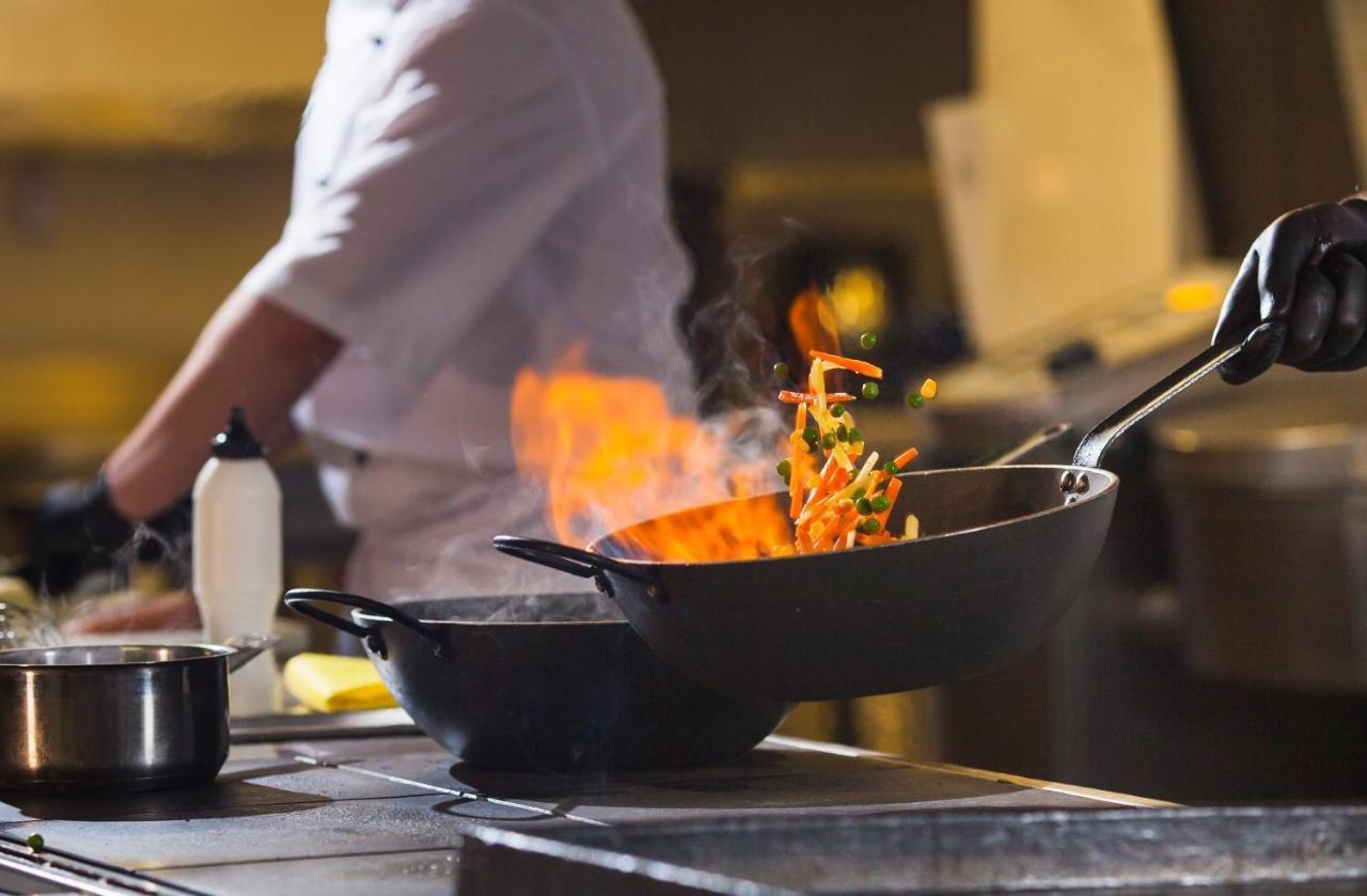 Hotel Elefantino Grey - Free Breakfast & Brunch Until 13-00 - Vicinissimi A Mirabilandia Milano Marittima Ngoại thất bức ảnh